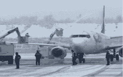 山東航空煙臺分公-風雪中的堅守170