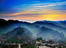 西江千戶苗寨/黃果樹瀑布/天河潭/青巖古鎮/雙飛6天標準