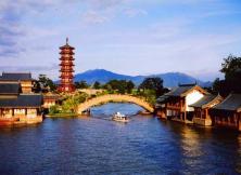 【超級至尊 A線豪華版】桂林.大漓江.世外桃源.銀子巖.古東瀑布.遇龍河漂流.雙飛5日游 【超級至尊 A線豪華版】桂林.大漓江.世外桃源.銀子巖.古東瀑布.遇龍河漂流.雙飛5日游