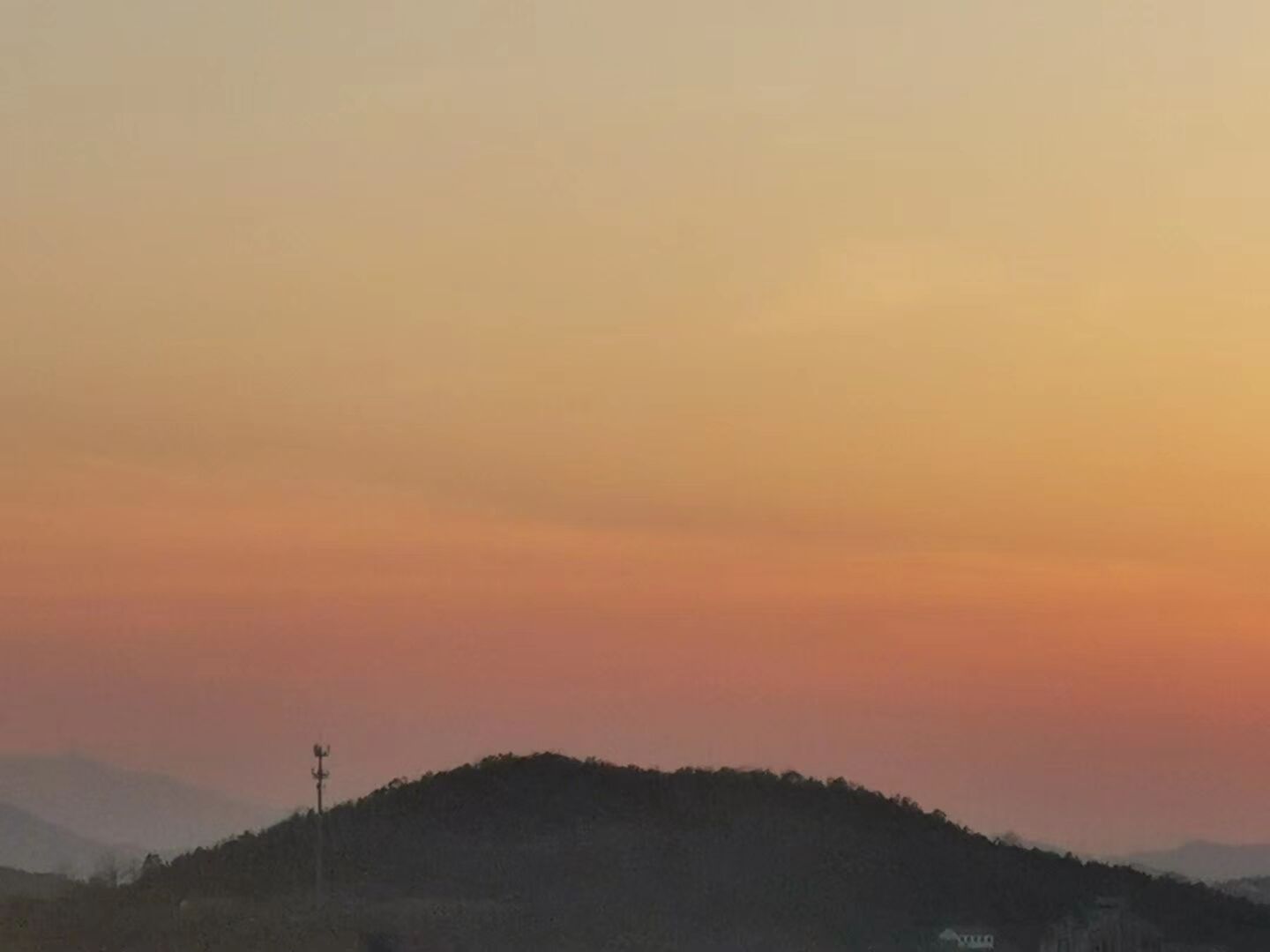 組圖：煙臺傍晚彩霞映照 美不勝收