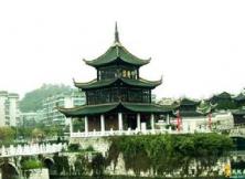 【夕陽紅】貴陽黃果樹瀑布、大小七孔、甲秀樓、青巖古鎮、西江千戶苗寨雙臥九日！！！