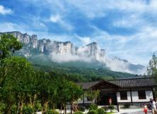 峽人家、湖北武漢、恩施大峽谷、三神農架、武當山、襄陽古城雙飛七日游