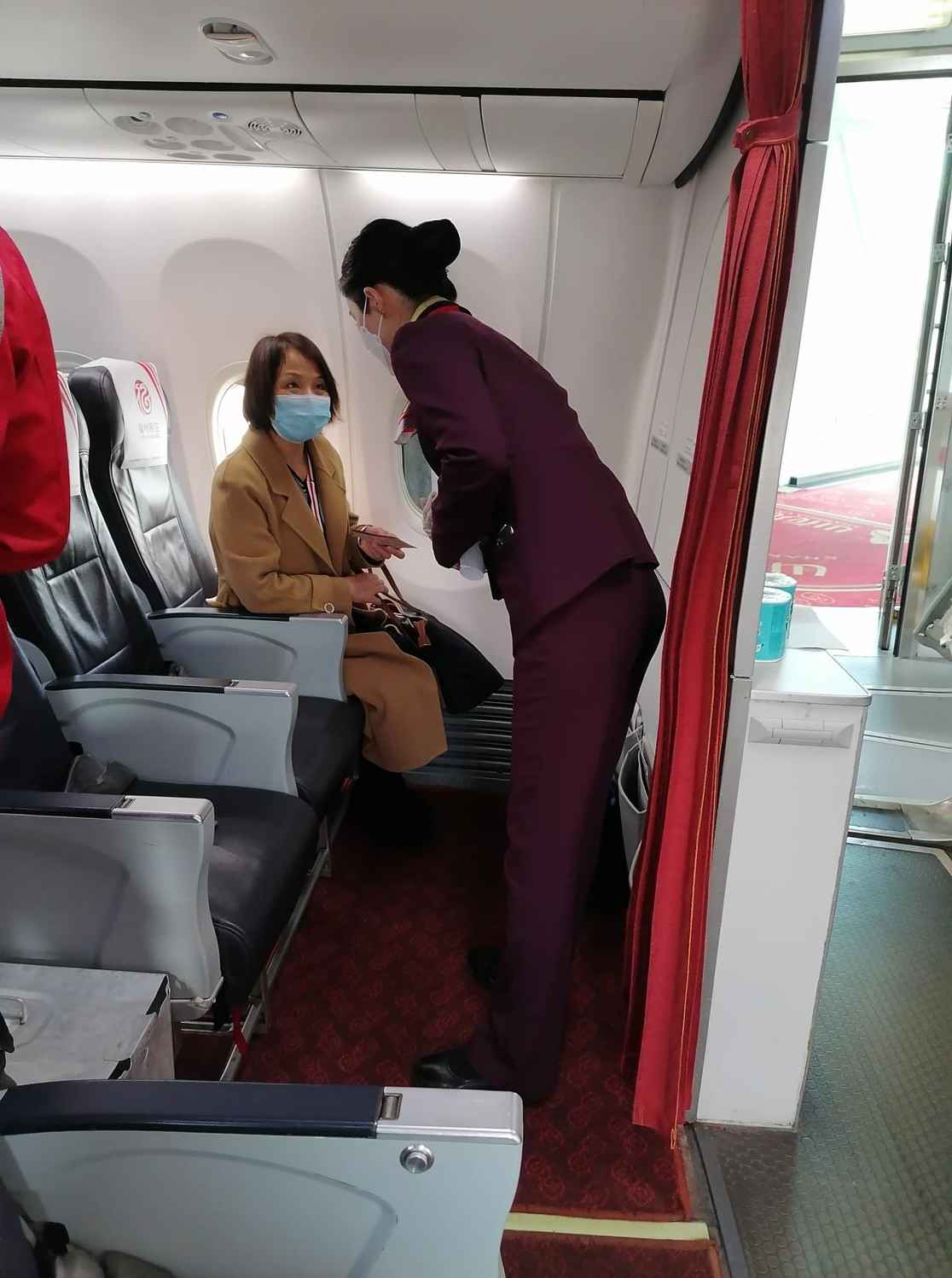 為生命護航!海航航空旗下福州航空全力保障造血干細胞運輸 為生命護航!海航航空旗下福州航空全力保障造血干細胞運輸