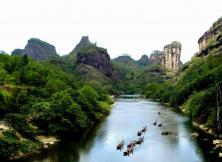 【暑假游廈門】廈門大學、福建土樓·云水謠、武夷山九曲溪漂流、鼓浪嶼綺夢廈門雙飛雙動6日游 【暑假游廈門】廈門大學、福建土樓·云水謠、武夷山九曲溪漂流、鼓浪嶼綺夢廈門雙飛雙動6日游