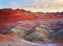 河西走廊——張掖七彩丹霞、冰溝丹霞、大佛寺、敦煌莫高窟、鳴沙山、嘉峪關專列八日游 河西走廊——張掖七彩丹霞、冰溝丹霞、大佛寺、敦煌莫高窟、鳴沙山、嘉峪關專列八日游