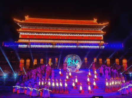 我跟黨走·家鄉(xiāng)蝶變丨采訪團(tuán)體驗(yàn)“大唐迎賓盛禮” 感受西安傳統(tǒng)文化魅力 我跟黨走·家鄉(xiāng)蝶變丨采訪團(tuán)體驗(yàn)“大唐迎賓盛禮” 感受西安傳統(tǒng)文化魅力