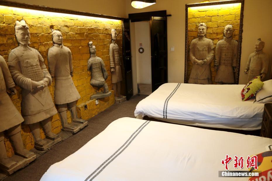 西安“兵馬俑”民宿走紅 住宿如在“秦始皇陵”
