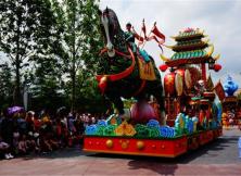 {畢業(yè)季}開(kāi)心樂(lè)園游---- （煙臺(tái)/上海） 上海迪士尼+上海科技館+水鄉(xiāng)周莊休閑度假純玩雙飛四日游