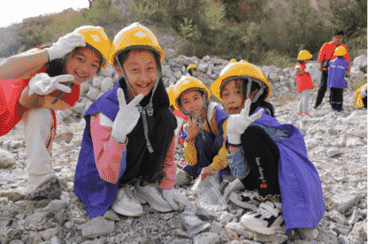 疑似“新物種”化石現身萊陽白堊紀研學現場