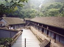 春節重慶/大足石刻/天坑三橋/天坑寨子（或地縫）/渣滓洞/白公館/洪涯洞/自由行·雙飛6日游